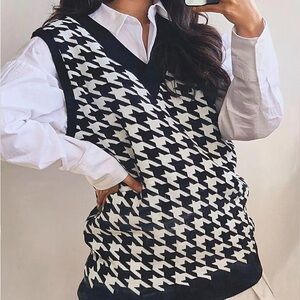 Boohoo Black and White Houndstooth Sweater Vest